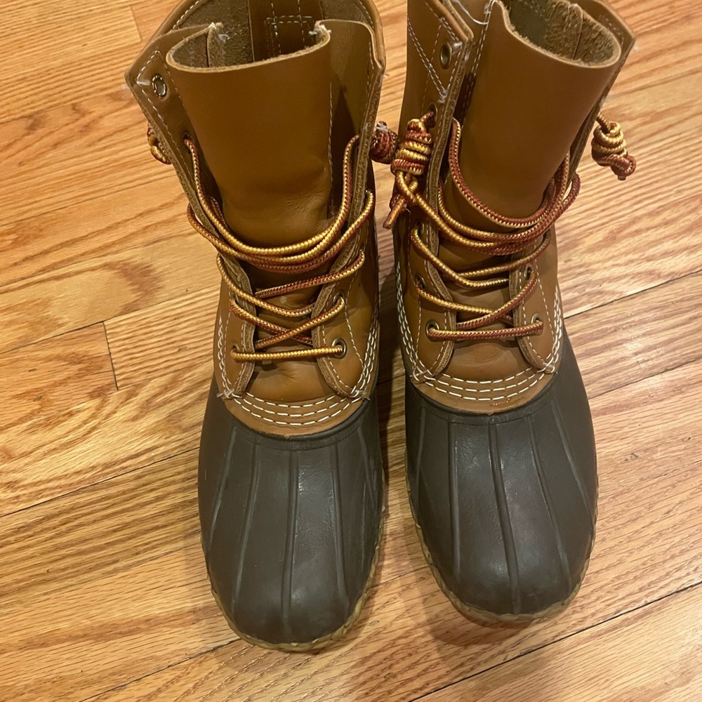 LL Bean (duck) boots; W; size 6